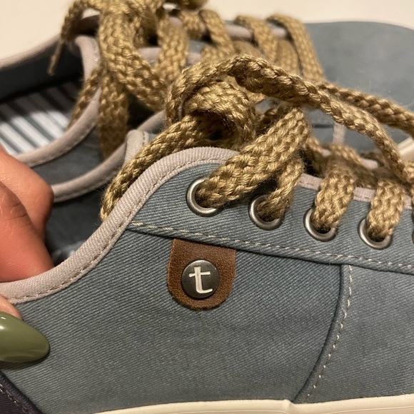 ‘Brand new Taos ‘’Casual Blue Canvas Women’s sneakers Size 7 - Picture 6 of 14